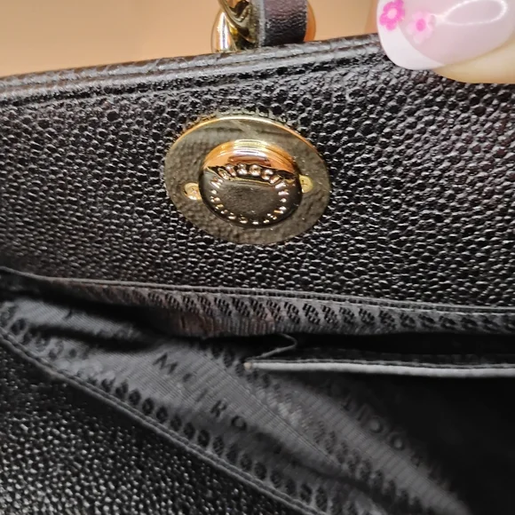 EUC MetroCity Quilted Caviar Leather Tote Bag with GHW - Picture 14 of 17